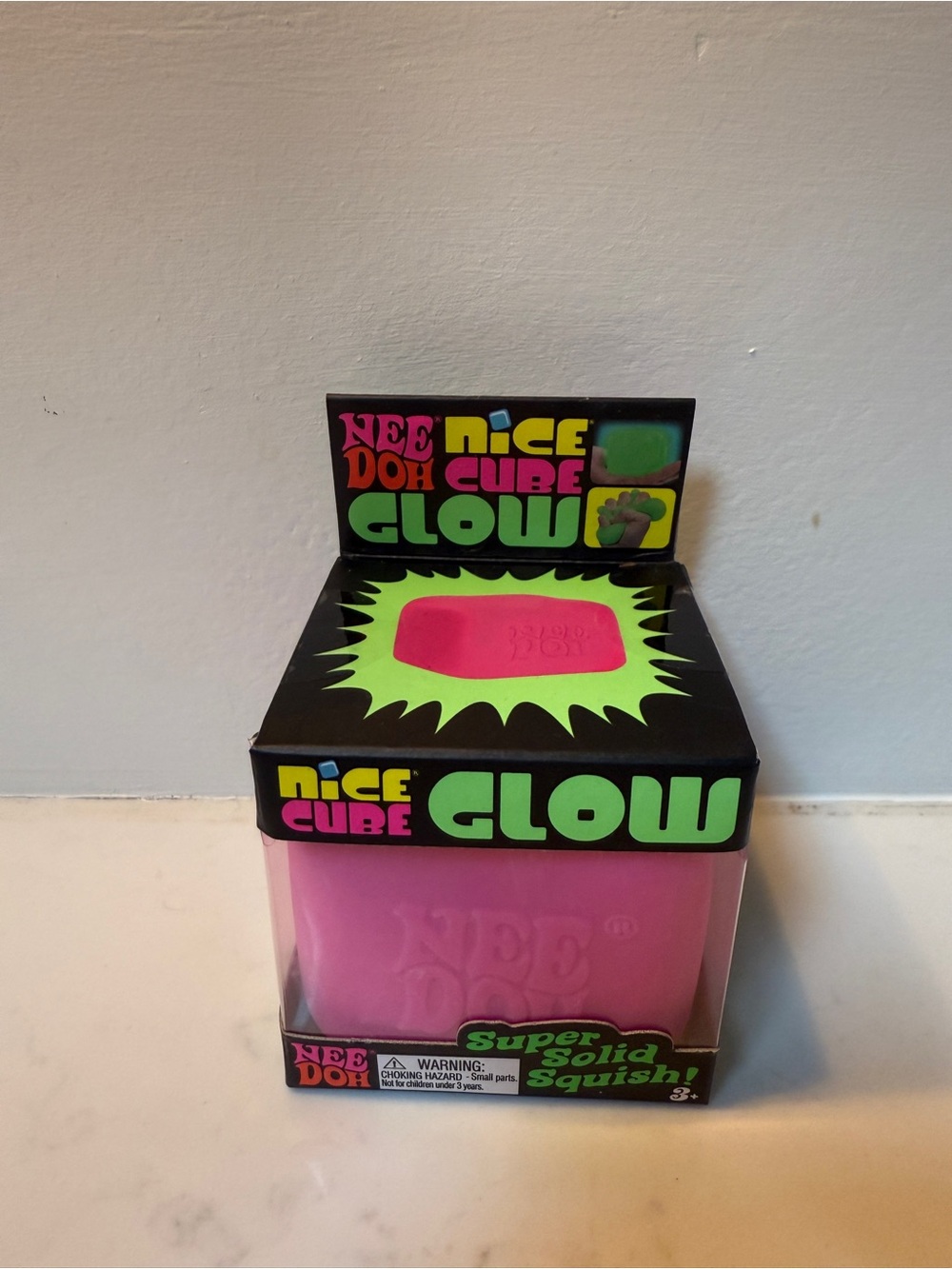 NeeDoh Glow Nice Cube - pink